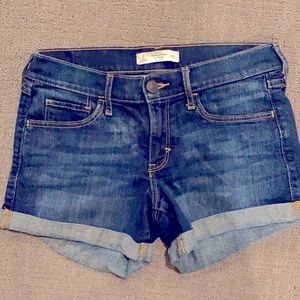 Abercrombie & Fitch Jean Shorts w26 / size 2